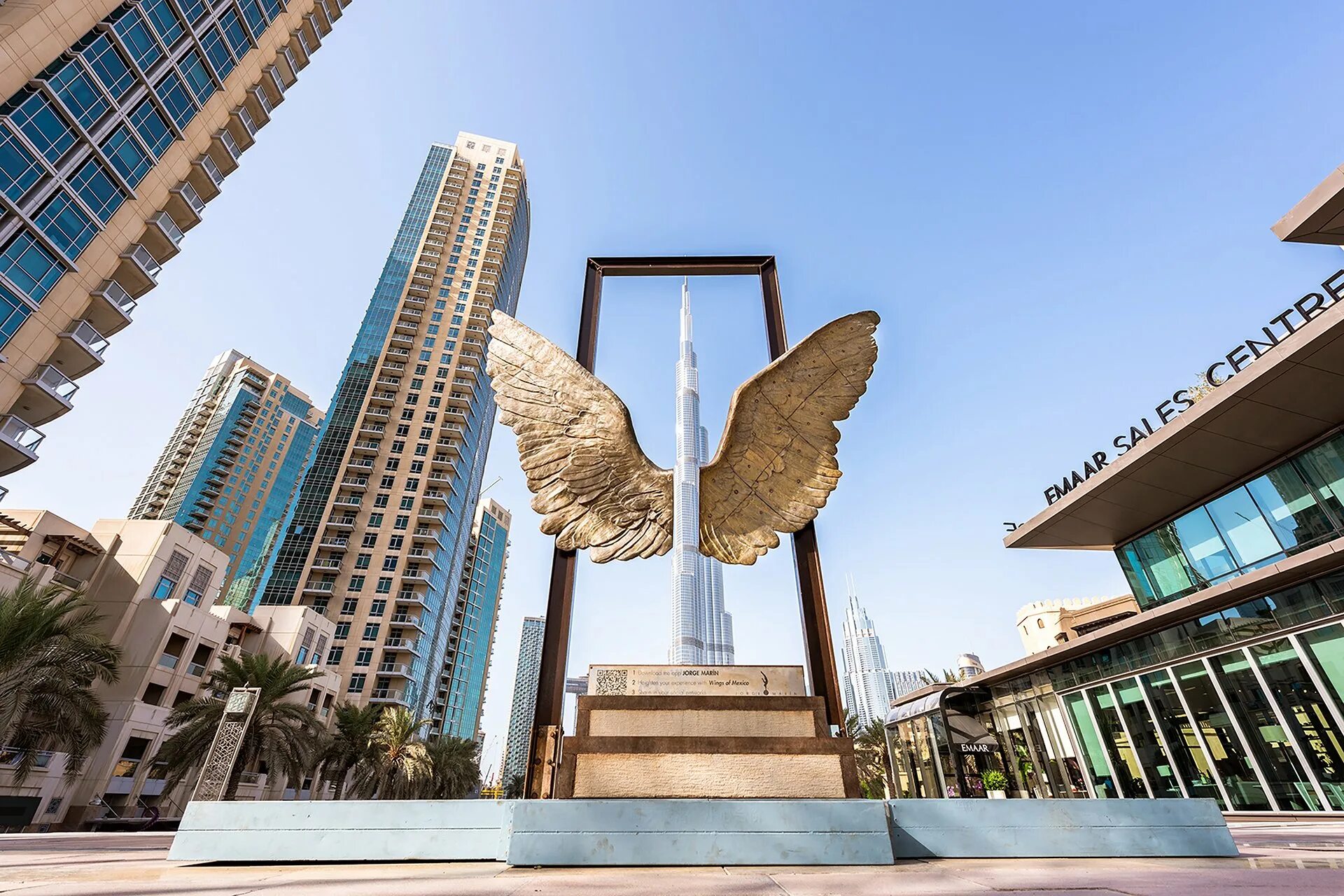 Бурдж халифа крылья ангела. Дубай мехико. Wings of mexico dubai. Дубай мехико. Дубай крылья бурдж халифа.