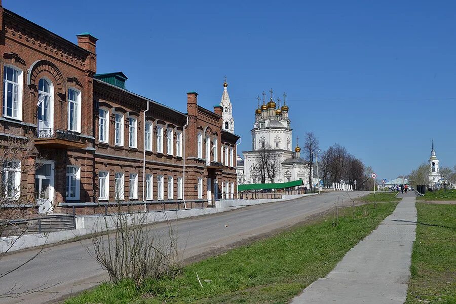 Центр занятости верхотурье. Верхотурье центр города. свердловская область, г.о. верхотурский, верхотурье. верхотурье жд вокзал. верхотурье купечество верхотурья.