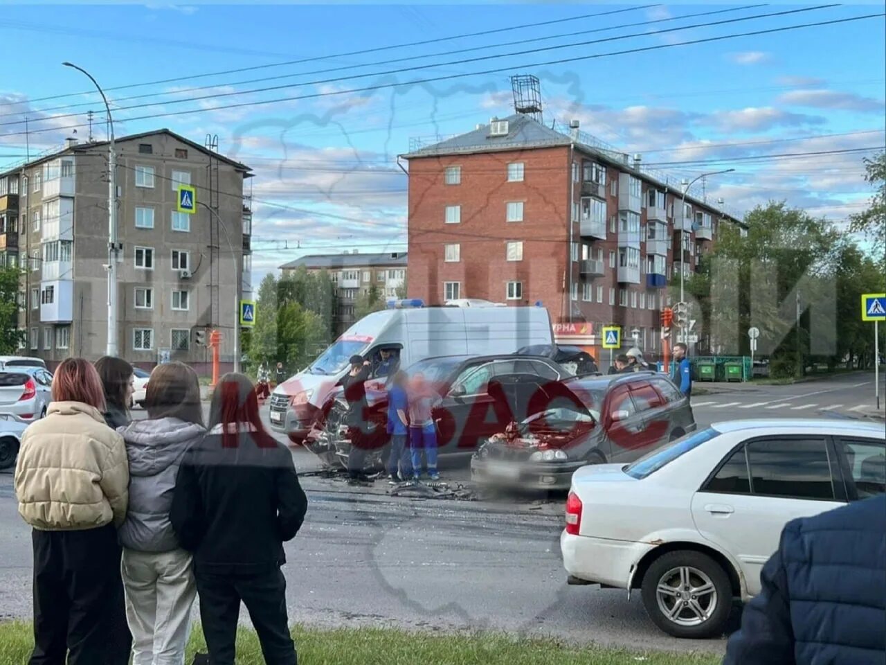 Авось кемерово. Происшествия Кемерово. Авария на Пионерском бульваре в Кемерово.
