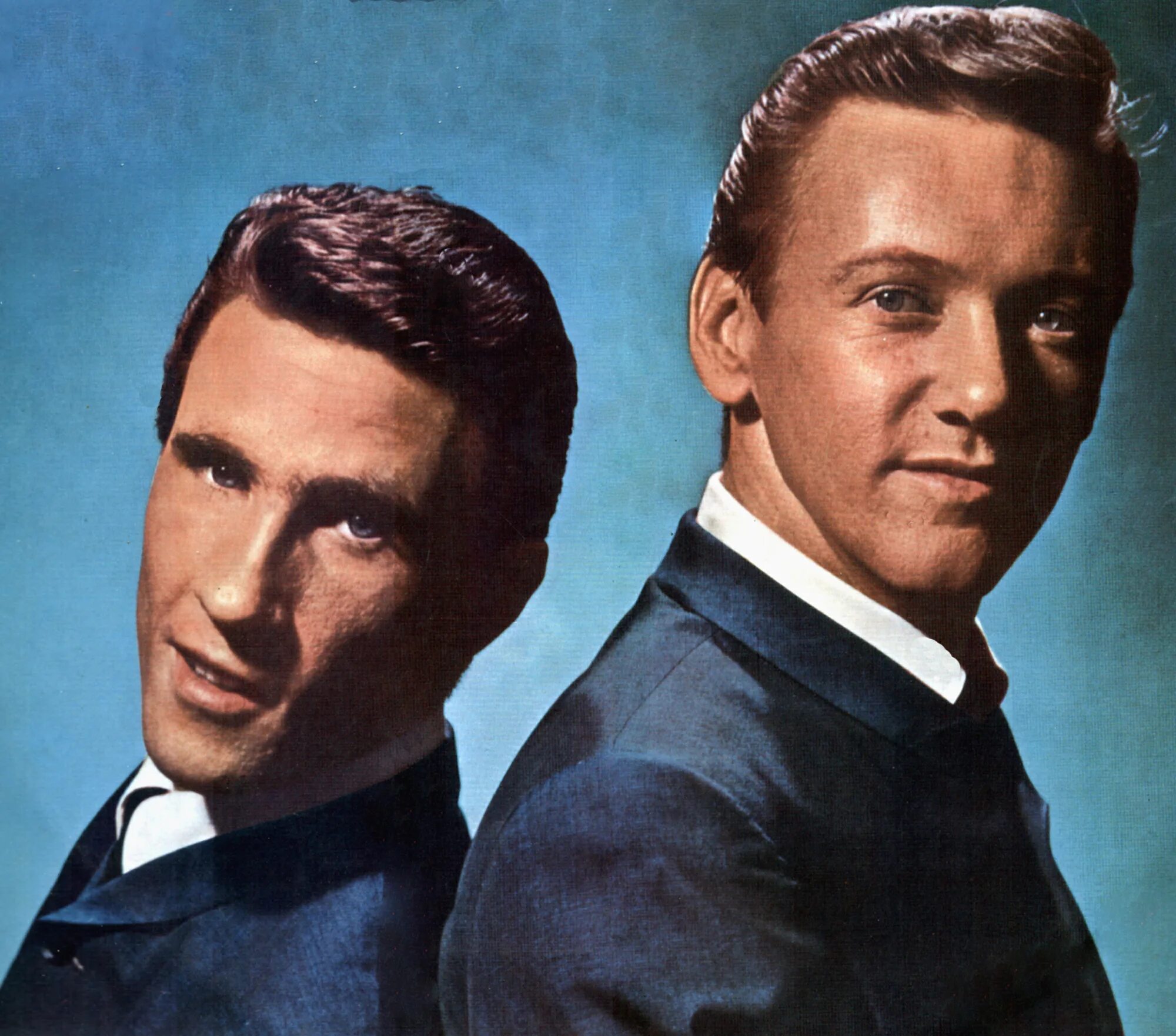 The righteous brothers unchained melody. Группа the Righteous brothers. Бобби Хэтфилд. Bobby Hatfield 1940.