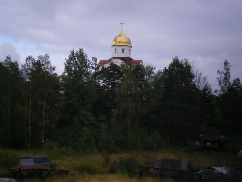 Погода в кузнечном ленинградской на неделю. Храм в Кузнечном Ленинградской области. Церковь в Кузнечном Приозерского района. Поселок кузнечное Приозерский район. Кузнечное Ленинградской области Приозерского района.