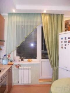 Дизайн окна кухни с балконной дверью