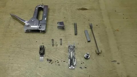 Почему степлер не забивает скобы до конца