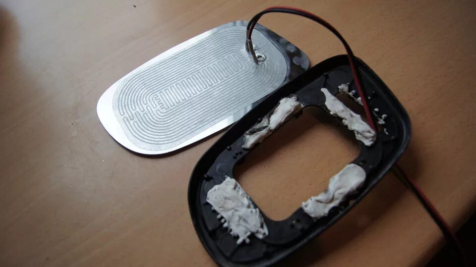 Зеркальный элемент тойота королла 120. Разбираем зеркало тойота калдина. Подогрев зеркал тойота. Кнопка подогрева зеркала toyota. Подогрев зеркал тойота.