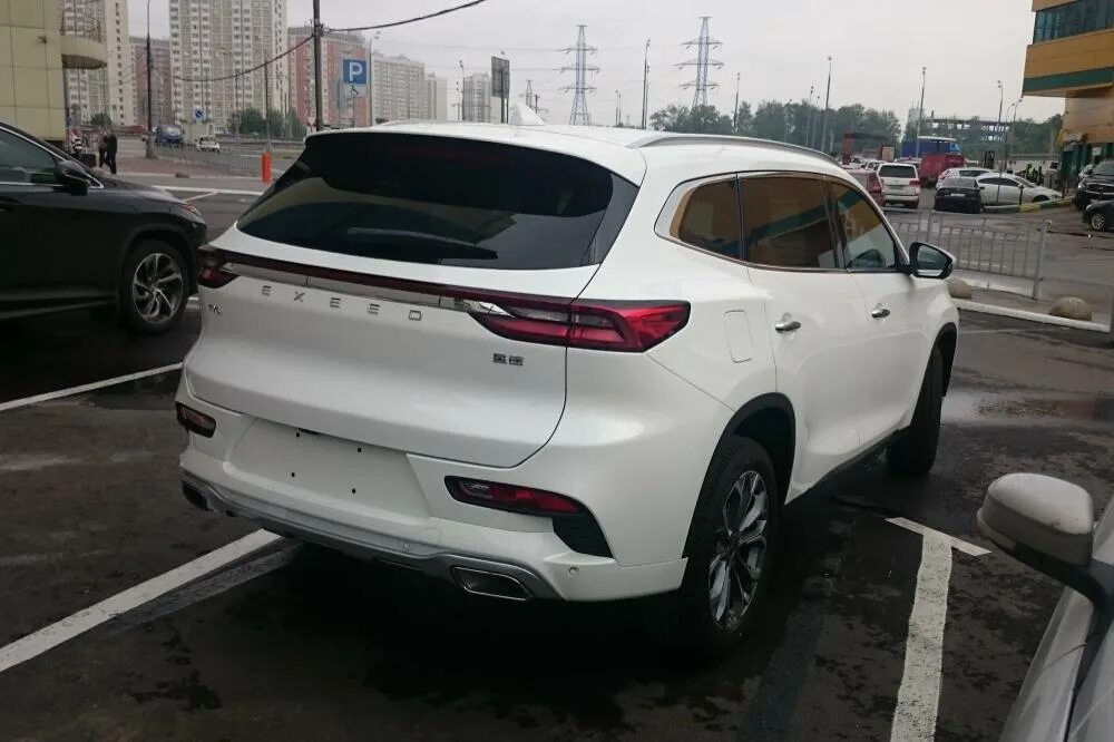Exceed txl спб. Китайский кроссовер chery exeed txl, 2025. chery exceed txl 2025. exeed txl 2025. exceed txl белый.