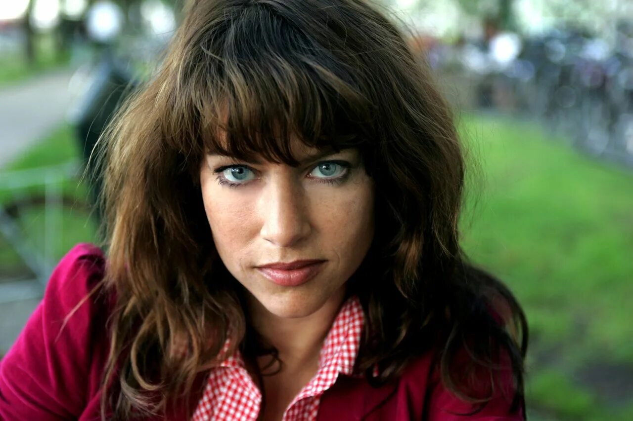 эллен даррас фото. Ellen фильм. эллен берстин 2020. сенатор эллен надир. эллен берстин оскар.