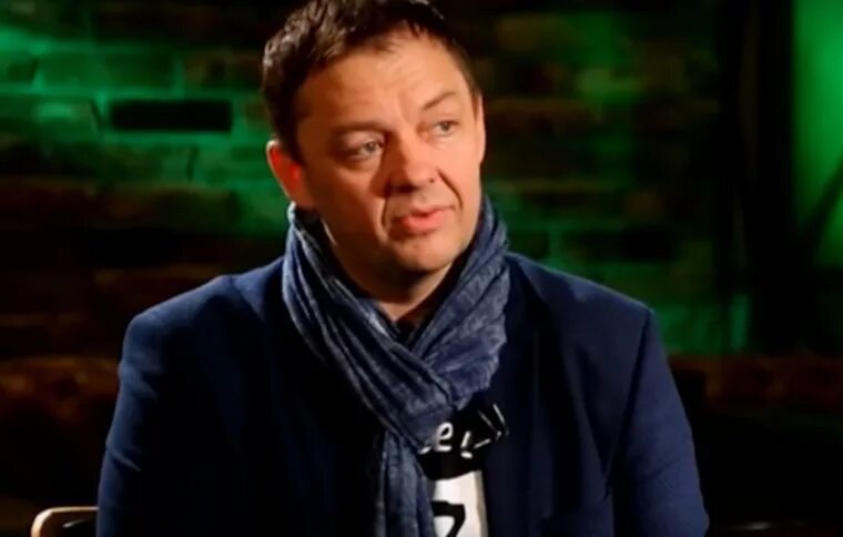 уральские пельмени ярица исаев. команда уральские пельмени 2014. сергей исаев уральские пельмени фото. уральские пельмени кто ушел из коллектива. сергей нетиевский фото.