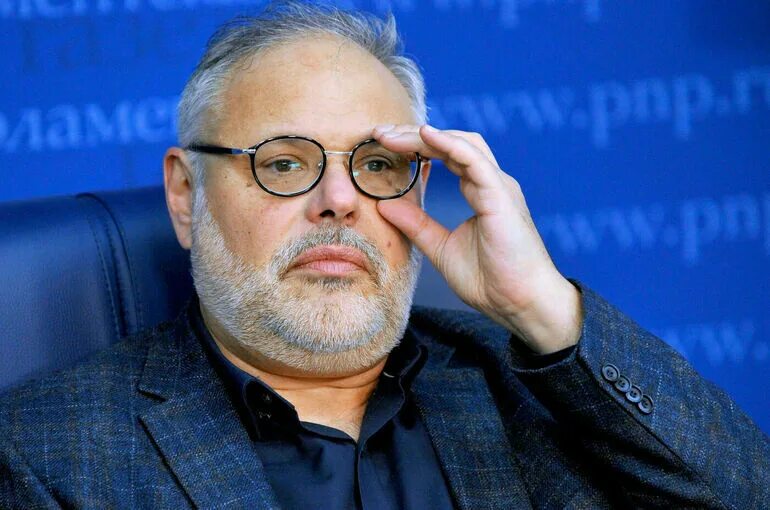 Гуриев хазин. Ведущая хазин говорит. Хазин и немцов. 05. Хазин февраль 2024 видео.