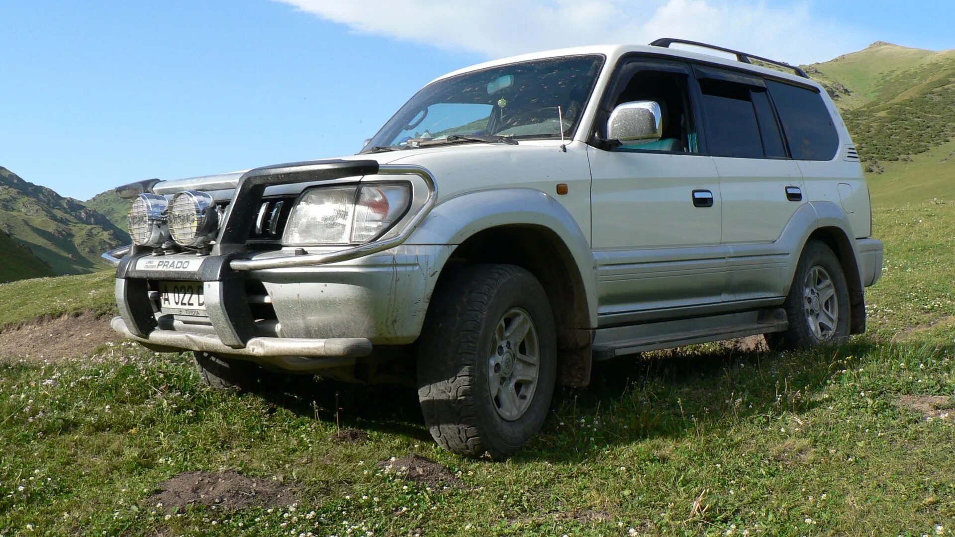 Прадо 90 отзывы. Toyota land cruiser prado 90 series. прадо v6 бензин. prado 90 3dr путешествие. фото тойоты прадо на рыбалке.