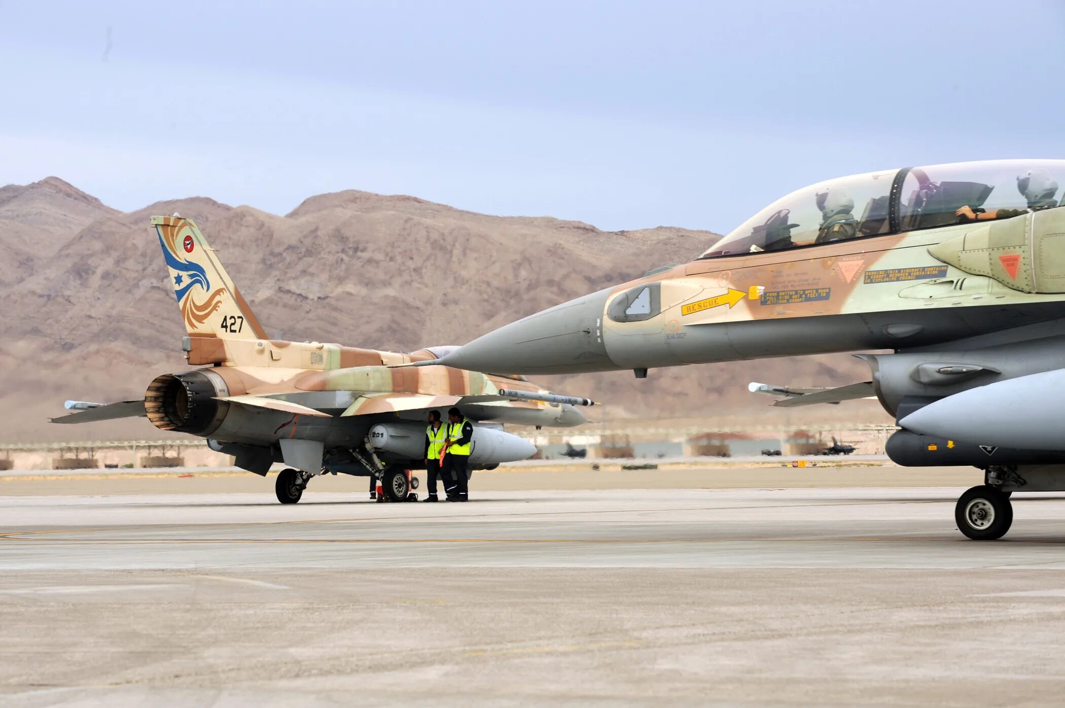 16 ввс. F-16 израиля. f16 ввс израиля. f16 sufa в израиле. f-16 sufa.