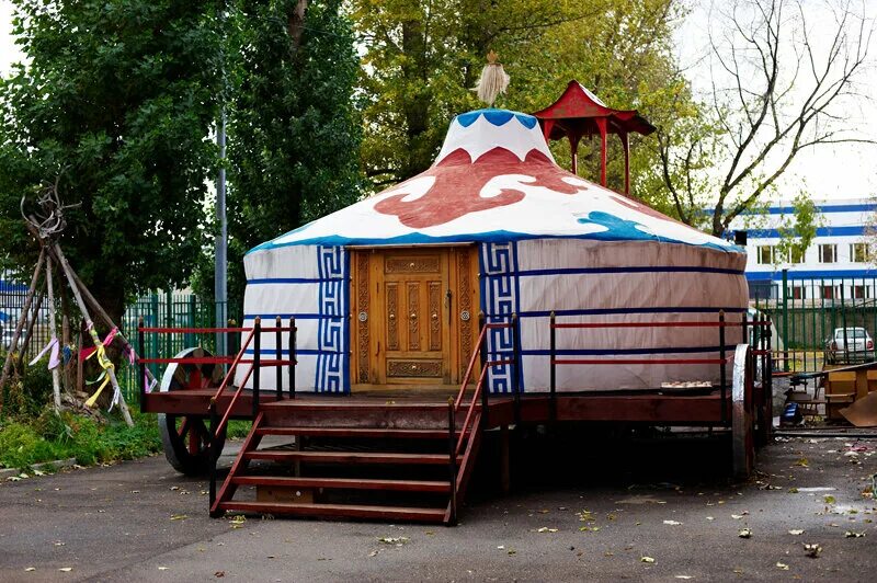 музей кочевых народов авиамоторная. музей кочевой культуры в москве. саамская вежа музей кочевой культуры. киргизская юрта музей кочевой культуры. монгольская юрта музей кочевой культуры.