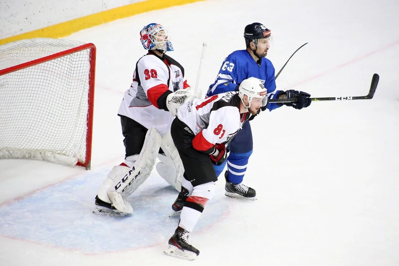 Зауралье курган хоккей. Вхл курган зауралье. Хк зауралье курган. Хк тамбов вхл. Зауралье хоккейный клуб курган.