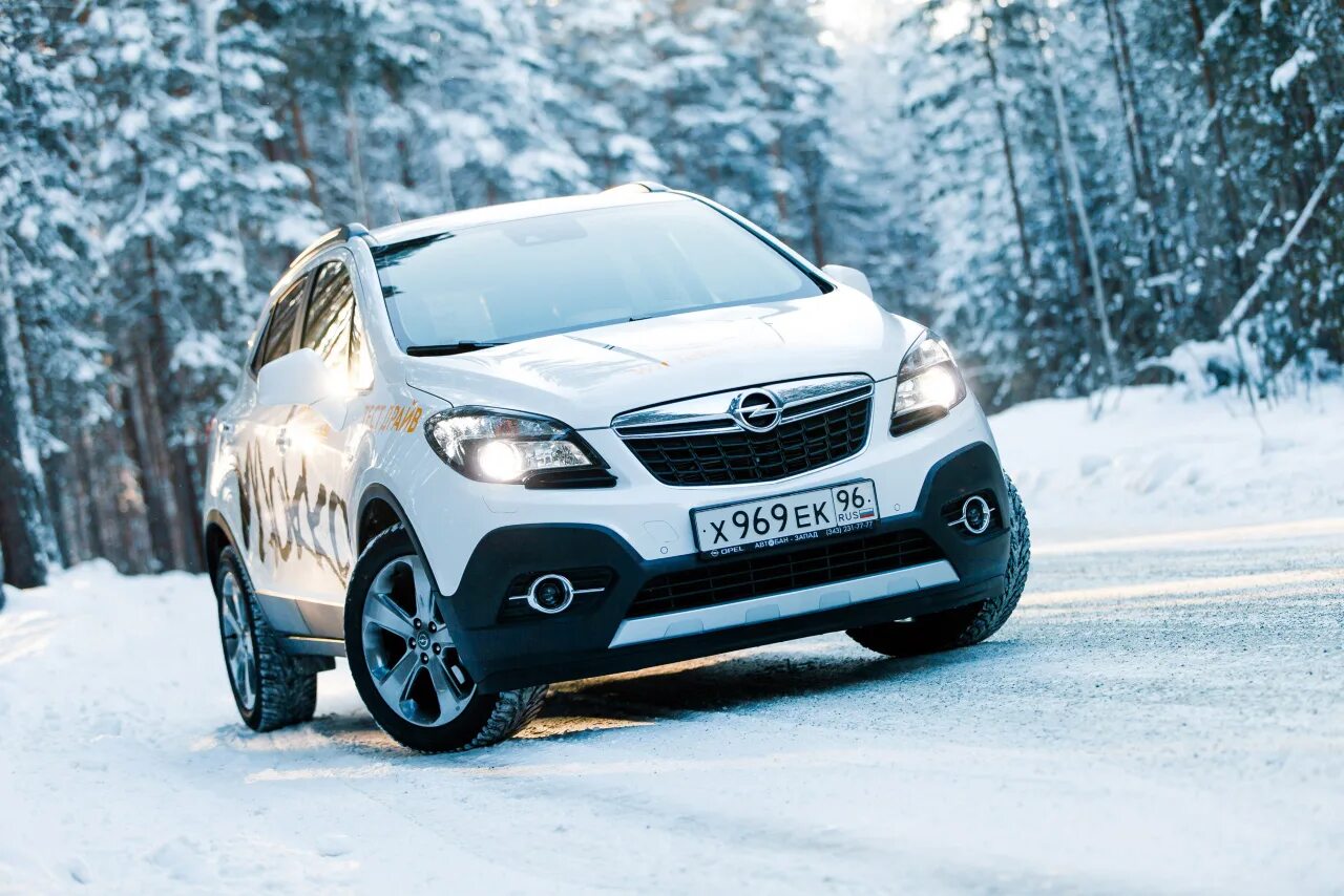 Купить опель мокко. Opel Mokka. Opel Mokka белый. Opel Mokka 2010. Опель мокко 2023.