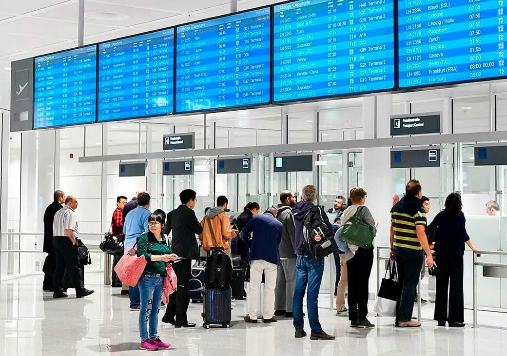 Ас визуального информирования в аэропорту. Диспетчер домодедово. Звуковое и визуальное информирование в аэропорту. Ас визуального информирования. Визуальное информирование.