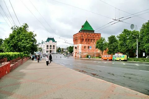 Площадь пожарского