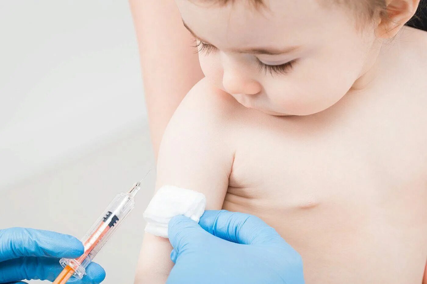Вакцина детям. Прививки детям. Вакцинация новорожденных. Вакцинопрофилактика у детей.