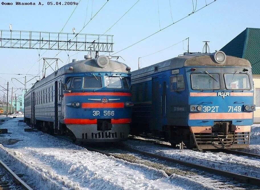 карта электричек новосибирской области. ярославское направление московской железной дороги. электричка новогодняя речной. пассажиры в электричке. электричка новогодняя речной.