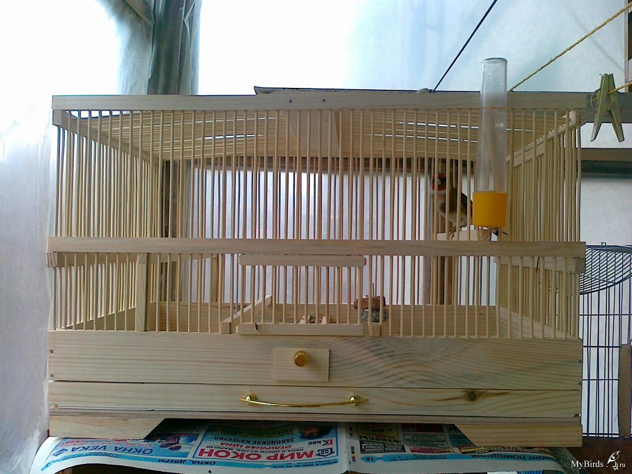 Клетка для певчих птиц 1м x 1м x 1.5м. Бенилюкс клетка деревянная Wooden rearing Cage для птиц, 60*30*40 см,. Деревянные клетки для кенаров.