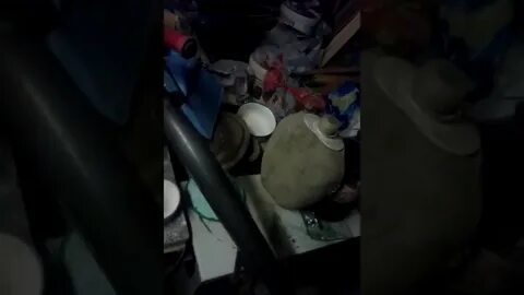 Одноклассницу пускают