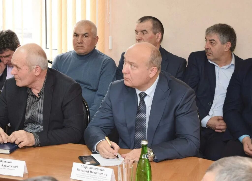 минсельхоз астраханской. пашаев министр сельского хозяйства астраханской области. минсельхоз астраханской. министерство сельского хозяйства астрахань. корпоратив министерства сельского хозяйства астраханской области.