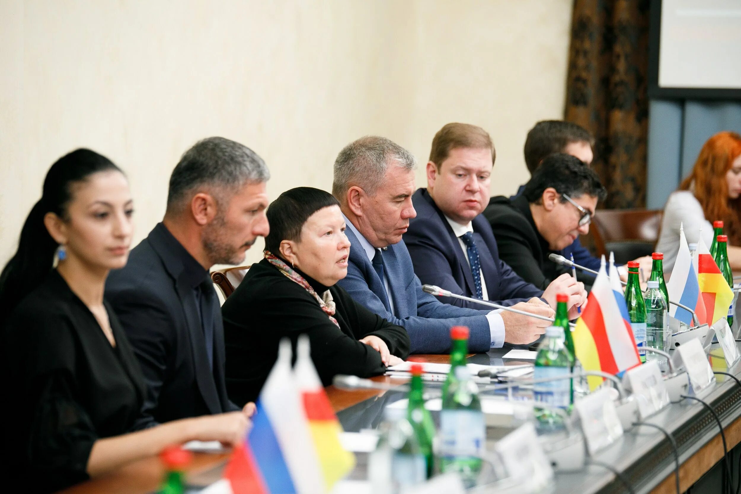 Политики южной осетии