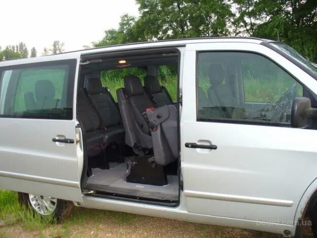 Несколько снимков салона - Mercedes-Benz Viano (W639), 3,5 л, 2009 года фотограф