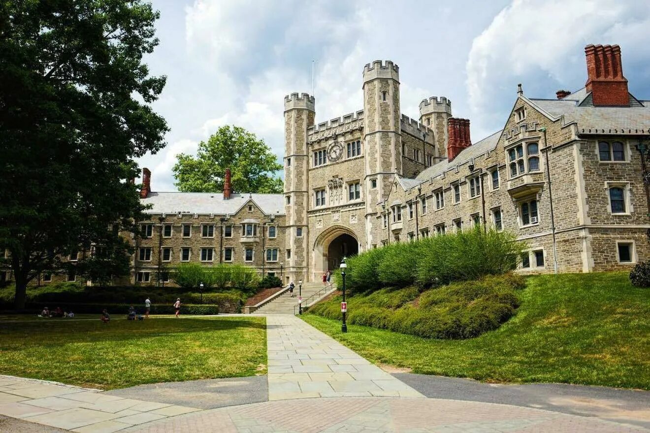 4 year university