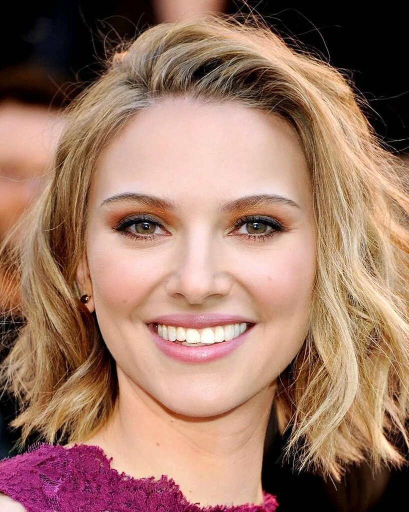 Энн хэтэуэй серьги. Риз уизерспун. Дженнифер лоуренс celebrity. Селебрити скарлетт йоханссон. Блейк лайвли.