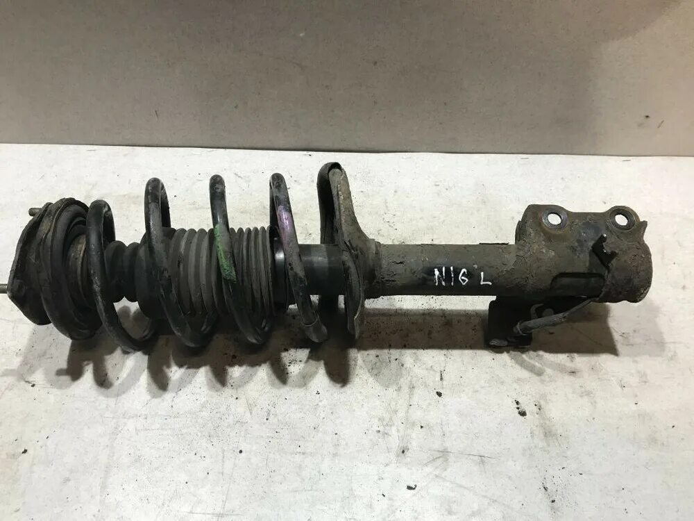 Стойка передняя в сборе ниссан альмера g15. Задняя стойка nissan almera n16. Nissan almera n16 передние стойки. Стойка в сборе ниссан альмера классик. Передние стойки ниссан альмера классик в сборе.