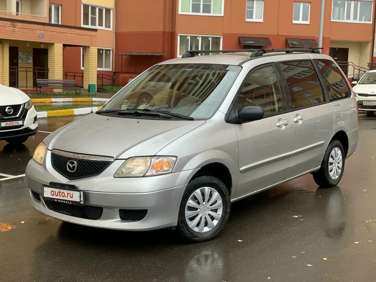 Мазда мпв бу. Mazda MPV 2002. Мазда MPV LW 2002. Mazda MPV 2002 года. Mazda MPV 3.0 at, 2002.