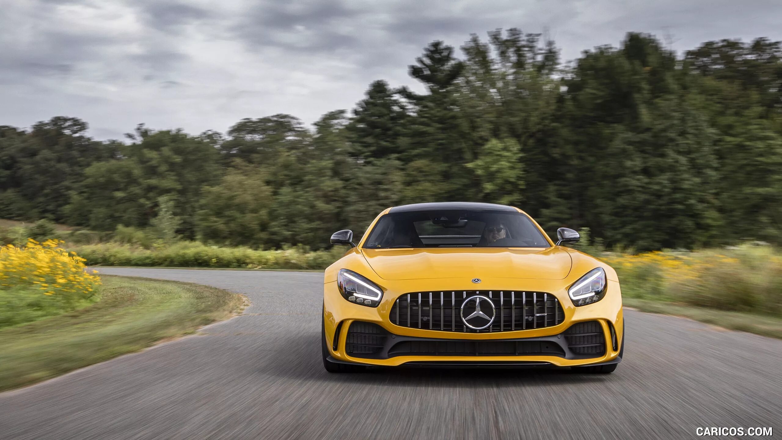 Купить amg gt. Мерседес Бенц АМГ ГТ. Mercedes AMG gt Coupe. Мерседес Бенц АМГ ГТ 2020. Мерседес АМГ gt s 2017.