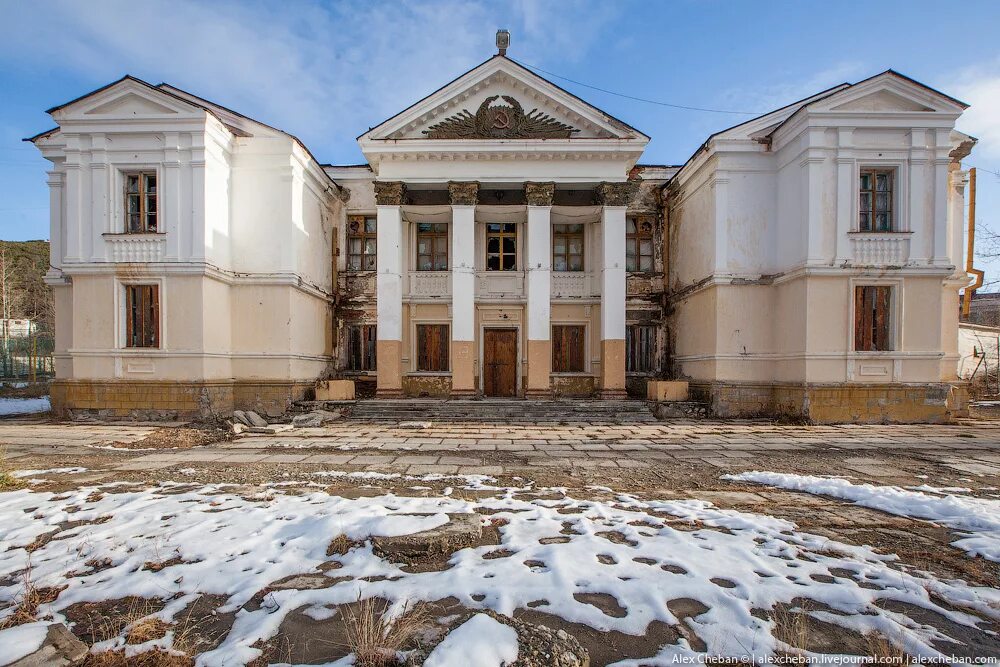 Колыма санаторий Талая. Поселок Талая Магаданской области. Магадан санаторий поселок Талое. Курорт Талая Магадан. Магаданская талая