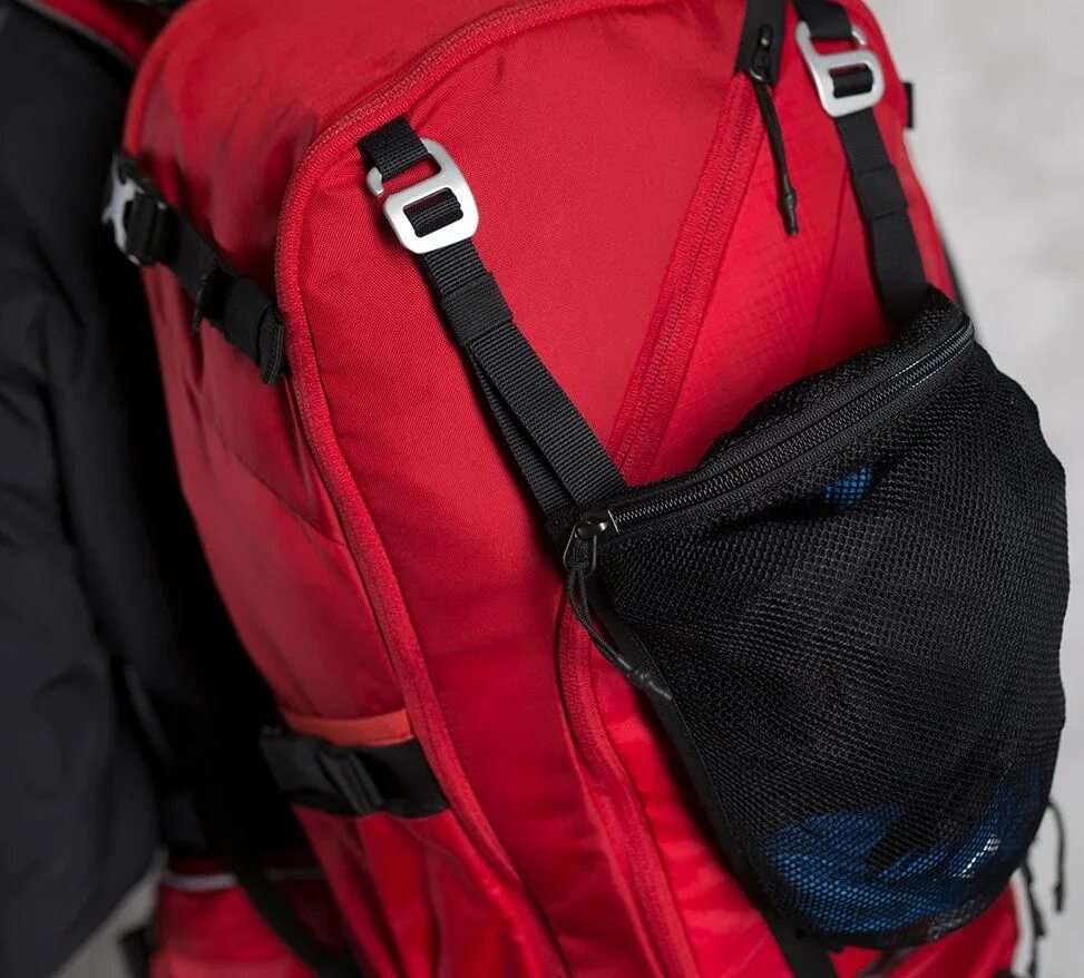 Сумка cube для фигуристов на колесиках. Сумка рюкзак cube. Сумка cube для фигуристов на колесиках. Сумка рюкзак cube большие колеса. Сумка на колесах cube / runa для фигурного катания.