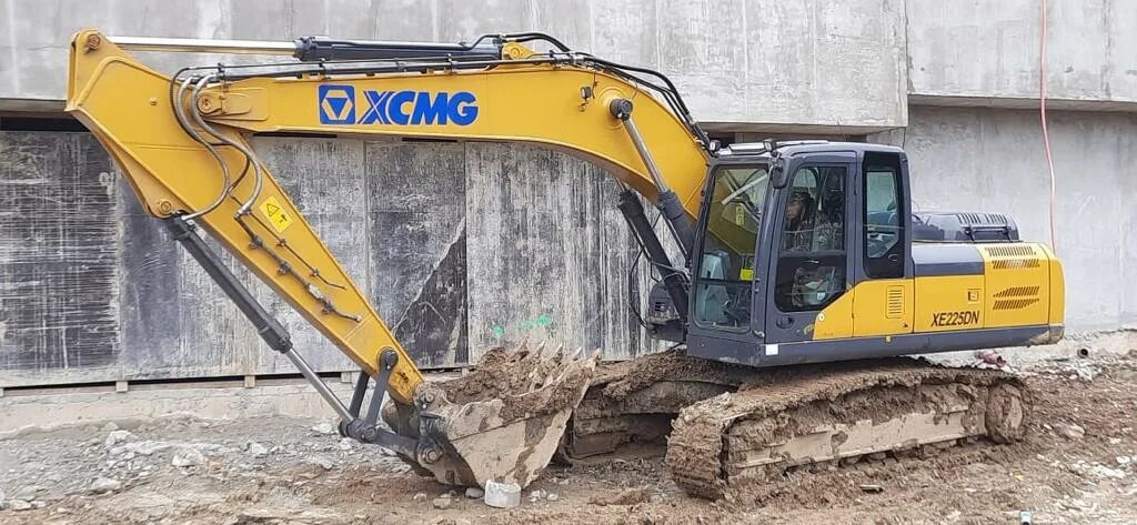 Экскаватор xcmg xe225dn