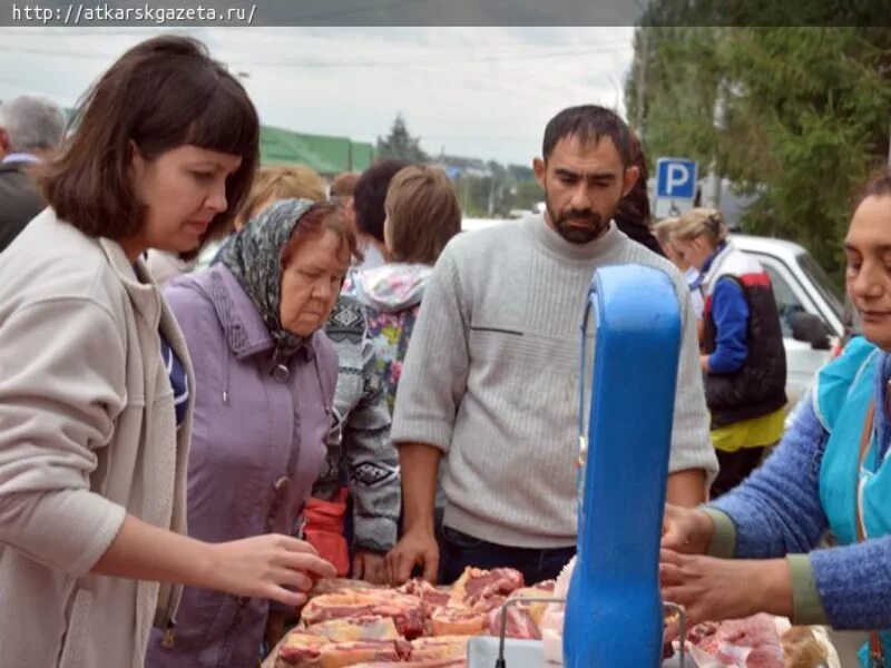 Ярмарка в Аткарске. Ценник ярмарка выходного дня. Ярмарка выходного дня Киров 2022 бабушка. Саранск Энгельса ярмарка выходного дня. Новости аткарска сегодня последние