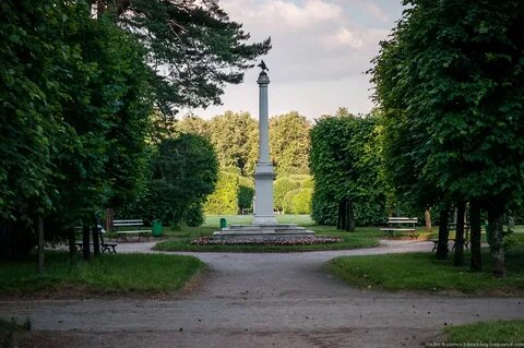 Памятная колонна