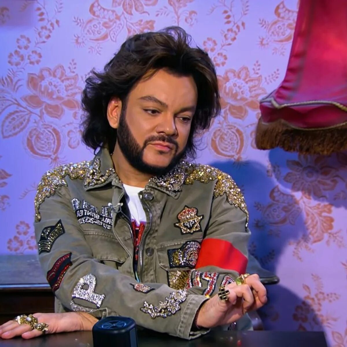 Киркоров оправдывается после вечеринки. Киркоров. Киркоров на кресте 2022. Филипп киркоров 2022. Извинения киркорова.