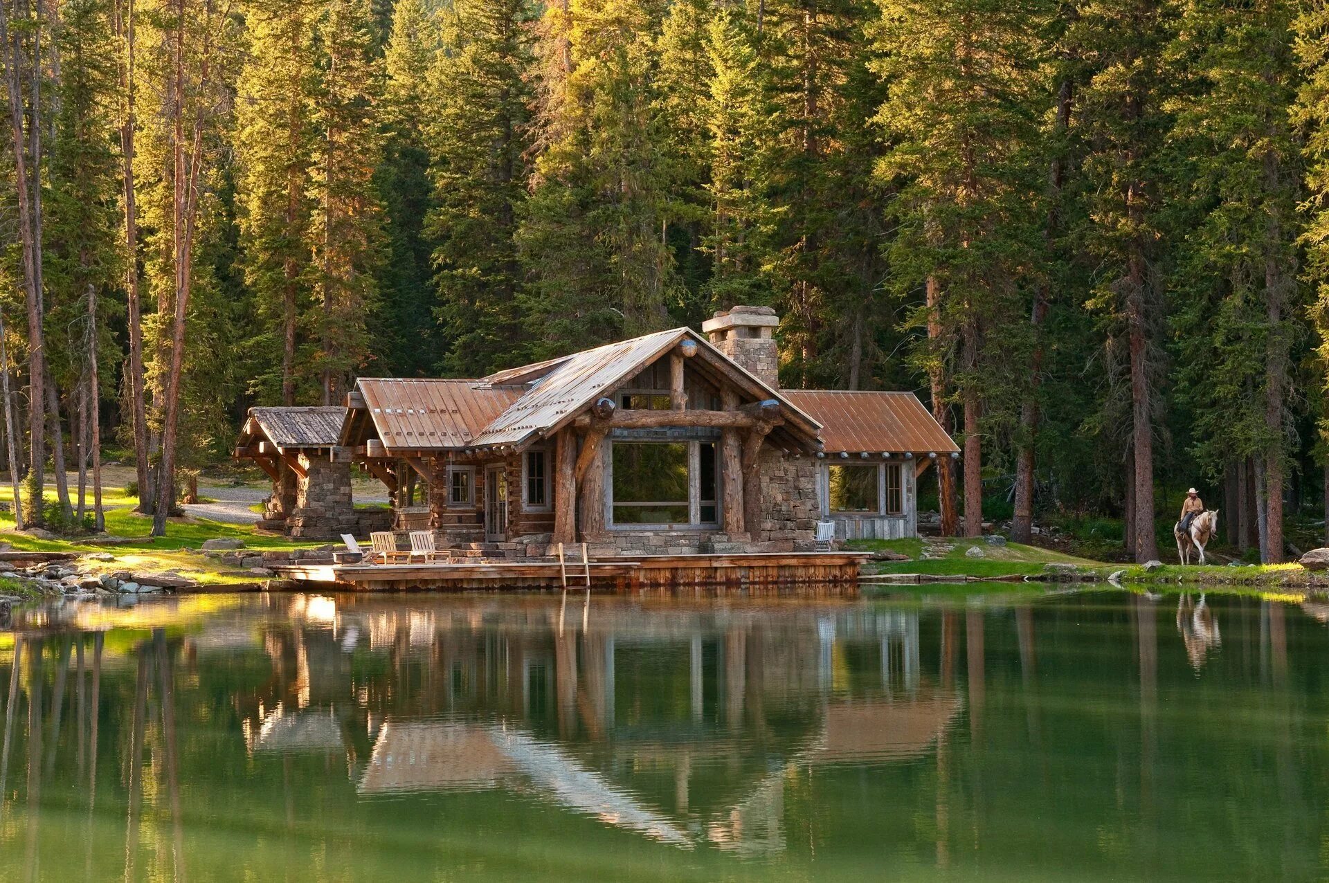 Дом у озера штат Монтана. Лес горы штат Монтана домик у озера. Фахверк Швейцария горы озеро лес. Изумрудное озеро Honka. Така дом