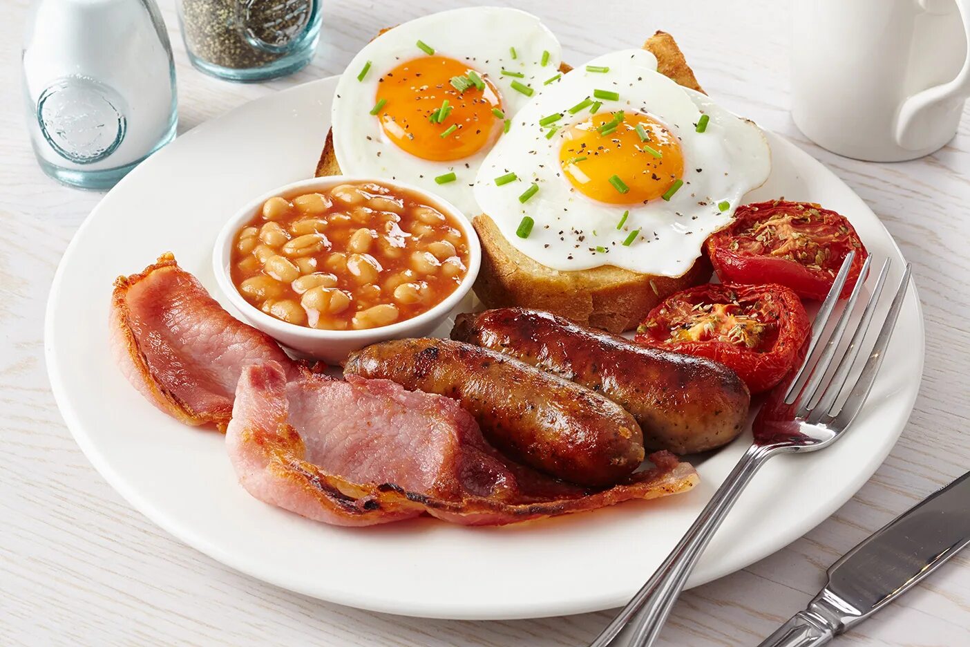 Инглиш брекфаст. Бритиш Брекфаст. Английский завтрак Британия. Завтрак великобританцев. Традиционный завтрак англичан.