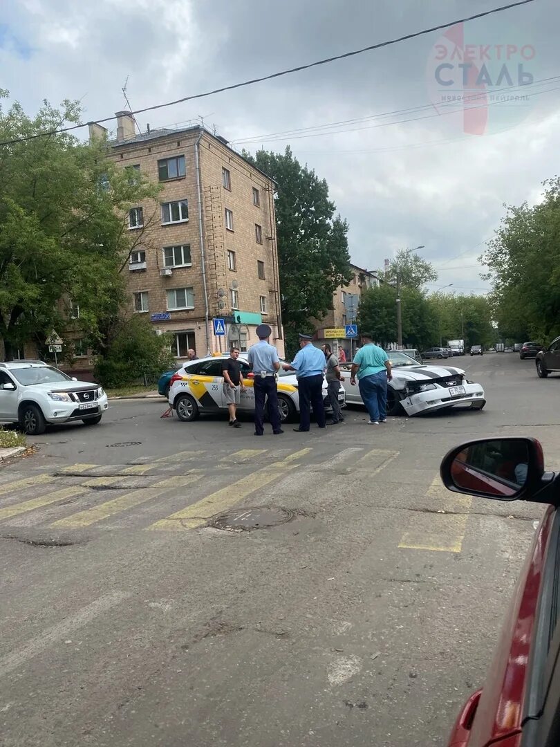 Забавное происшествие 6. Забавное происшествие 6. Забавное происшествие 6. Чувак попытался украсть мотоцикл. Забавное происшествие 6.