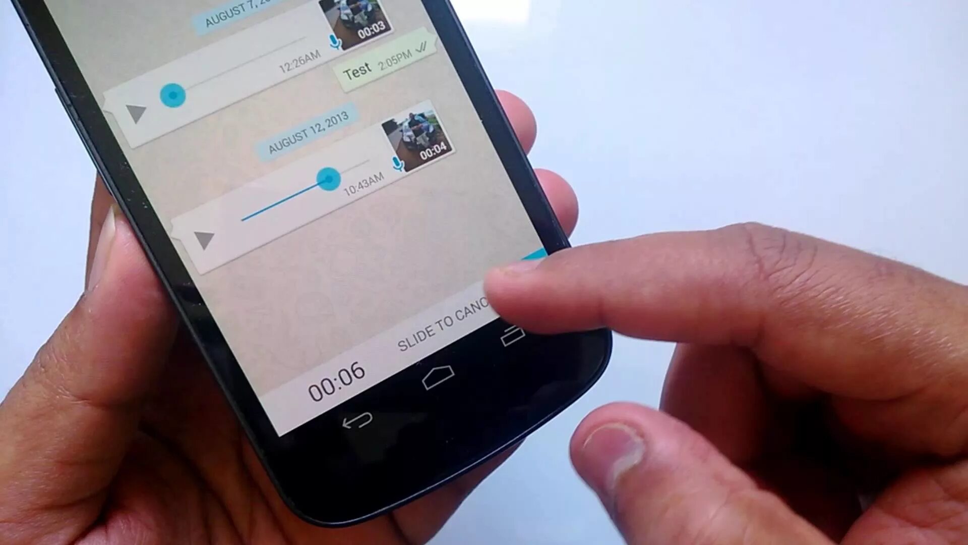 Запись аудио сообщения. Фото голосового сообщения. whatsapp voice. смартфон аудиосообщения. голосовые сообщения в ватсап.