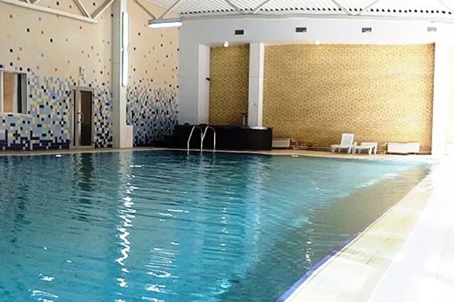 Колышлей хопровские зори. Санаторий сосновый бор пенза. Пенза санаторий отзывы. Серебряный бор пенза бассейн. Санаторий серебряный бор пензенская область.