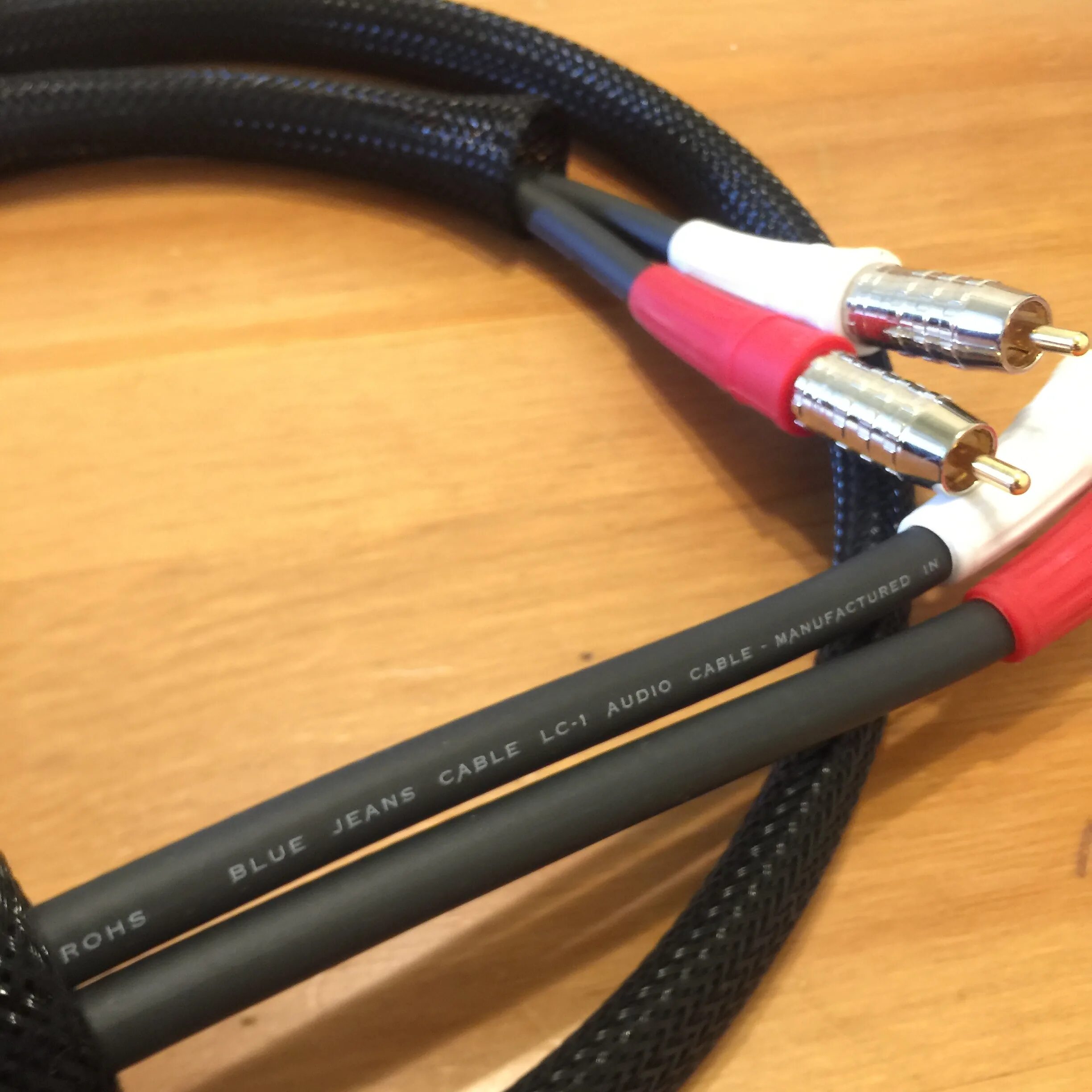 Lc cable. Lc cable