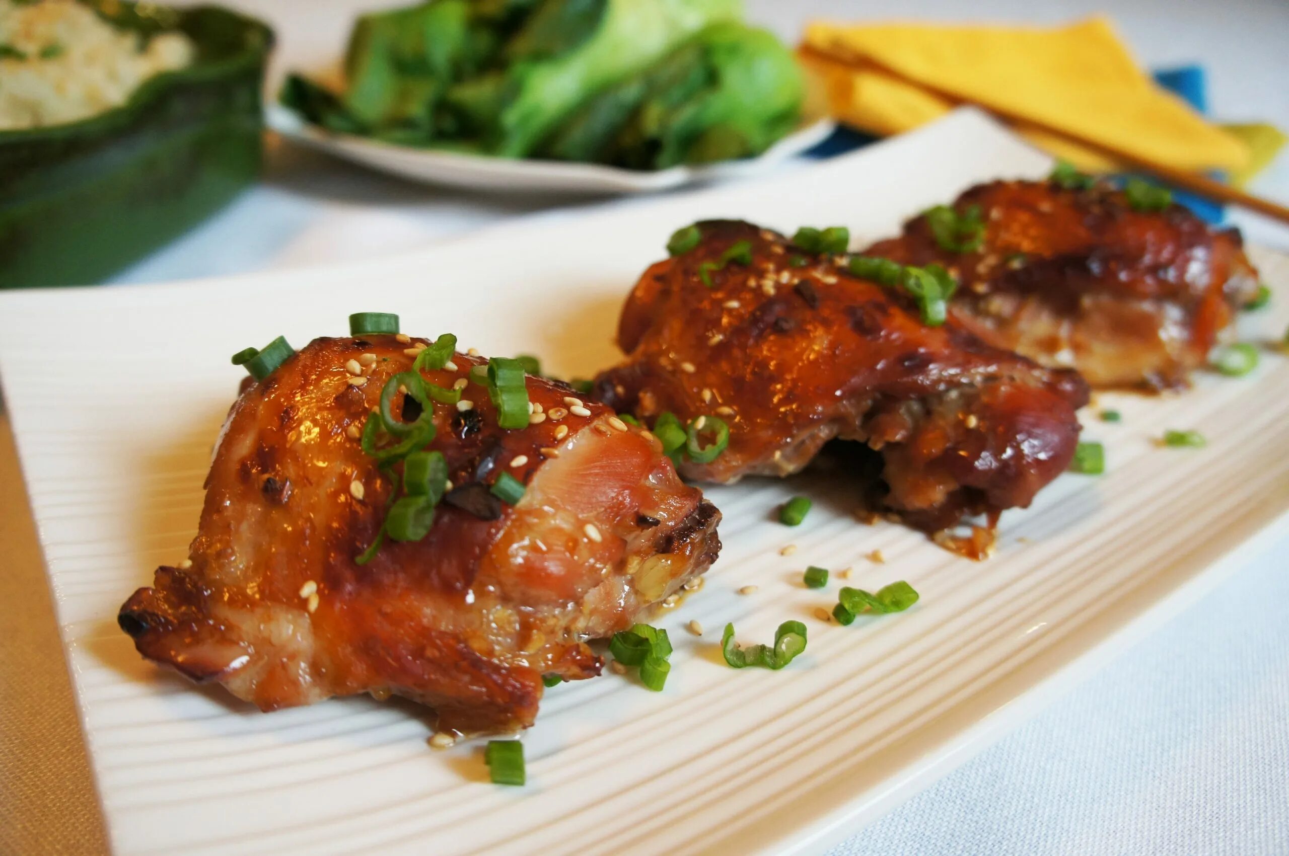 куриные бедрышки терияки. бедра в соусе терияки. осака курица терияки. куриная грудка терияки. куриные бедра в соусе терияки в духовке.