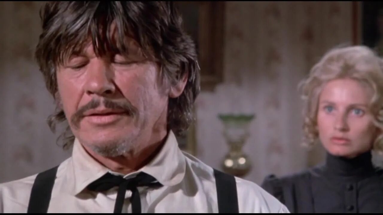 С полудня до трех. С полудня до трех (1976).