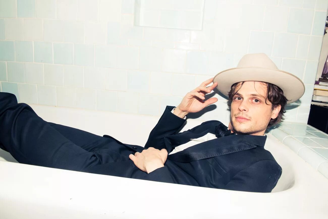 Matthew ifield i think they. Метью грей габлер. мэттью грей гублер. matthew gray gubler. мэттью грей гублер 2025.