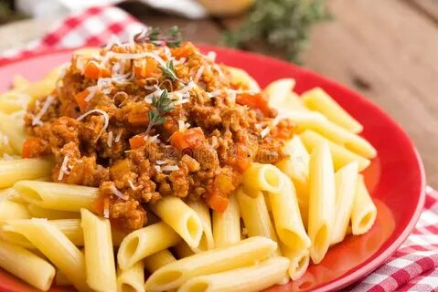 Макароны с мясом луком морковью