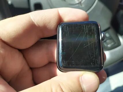 Царапина экран apple watch