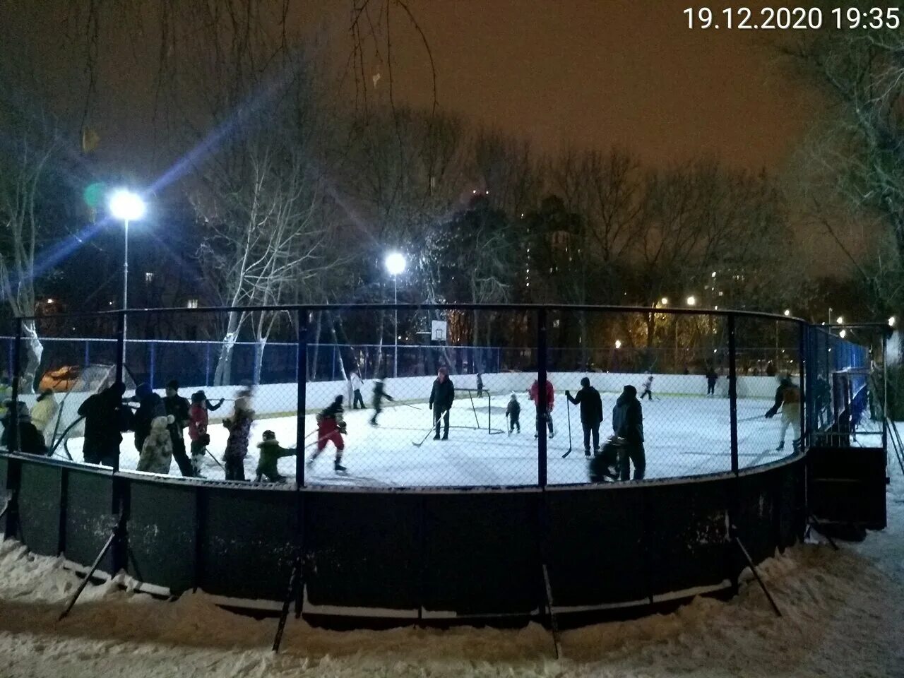 каток вднх 2022-2023. каток вднх 2021-2022. каток, москва, ключевая улица 22. старейший природный каток в москве. каток краснобогатырская 19.