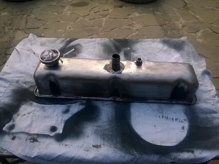 Клапанная крышка газ